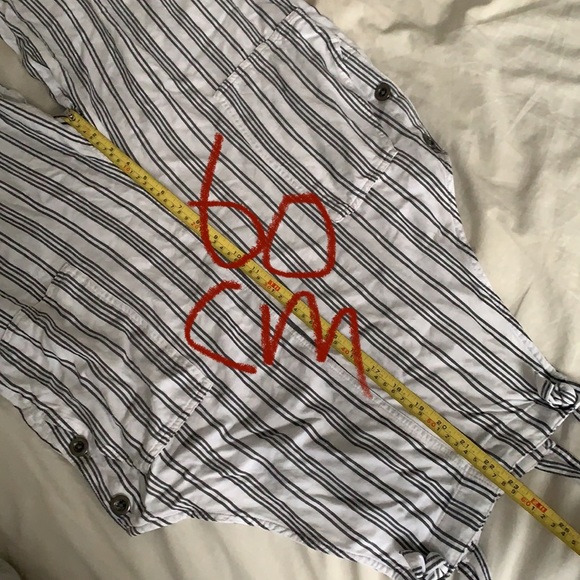 Hollister jumpers - 22 each - Picture 6 of 12